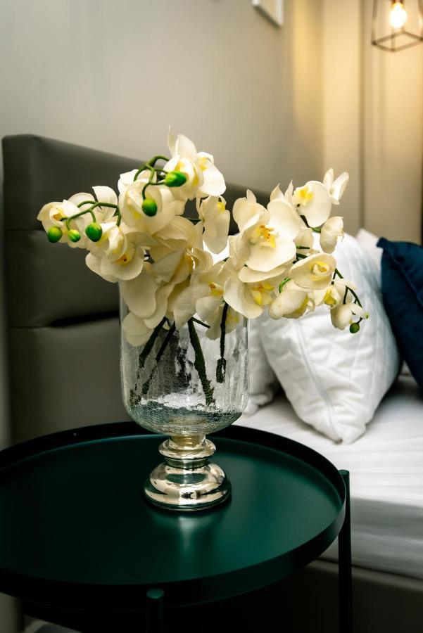 Miracle Luxury Apartments Peraía エクステリア 写真
