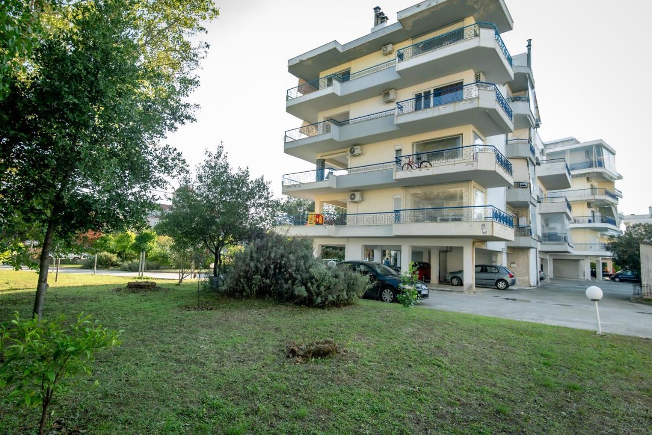 Miracle Luxury Apartments Peraía エクステリア 写真