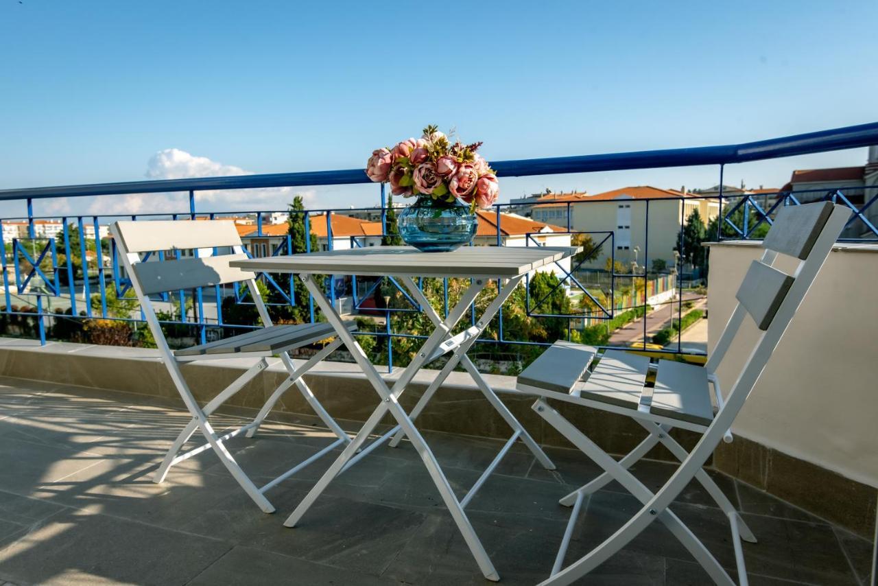 Miracle Luxury Apartments Peraía エクステリア 写真